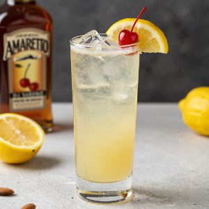 Amaretto Fizz